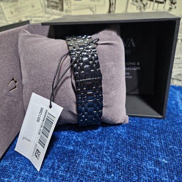 NEW Bulova Men's Modern Black Tone Gold Hands Stainless Steel Date Quartz Watch - Picture 3 of 7